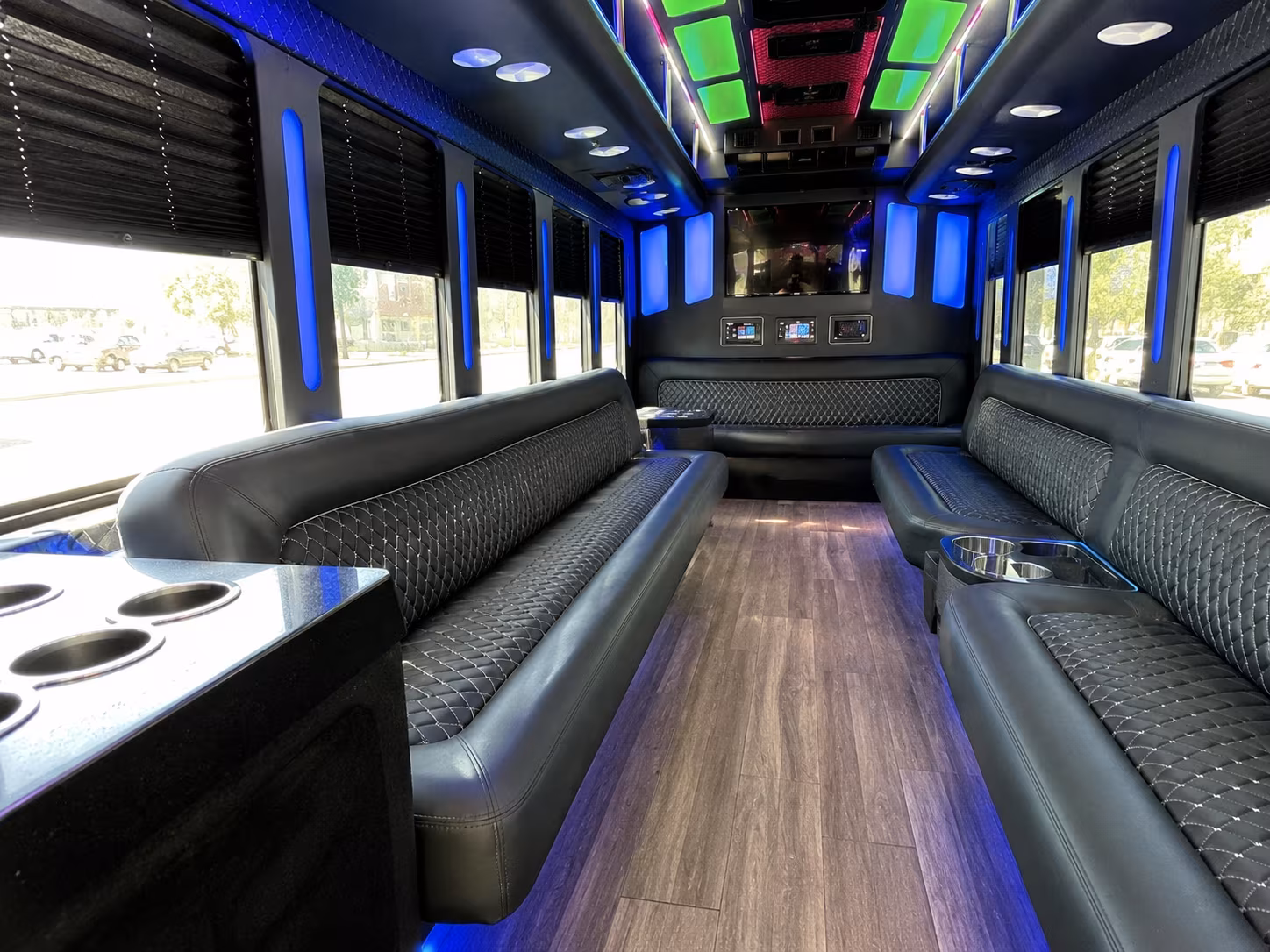 Glendale Homecoming & Prom Party Bus Rentals