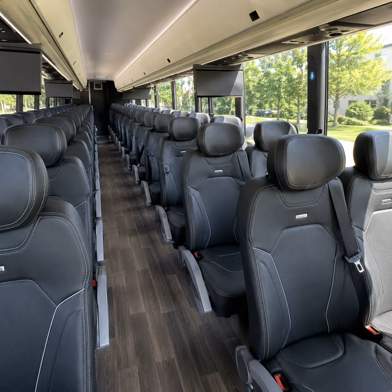 Scottsdale Airport Shuttle & Transportation party bus exterior
