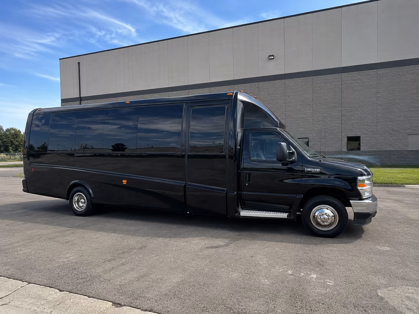 Scottsdale Wedding Transportation & Shuttle Service